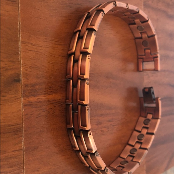 Antique Copper Tone Magnetic Link Bracelet - Arthritis Pain Relieve Bracelet - Picture 3 of 5